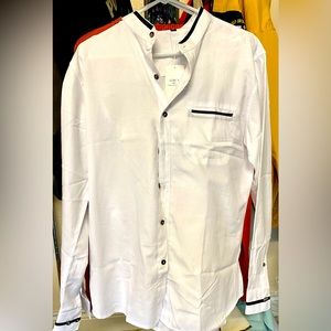 Men’s dress shirt size S